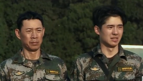 真男的洗礼：张丰毅护航刘昊然“父子情深”