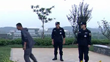 沈鸿飞因父亲生病欲退特警队