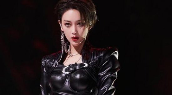 张馨予发文告别《乘风破浪的姐姐2》直言我是笨鸟但不是咸鱼